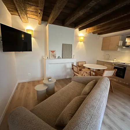 Galerie By Collection Aura - Hypercentre A Deux Pas De La Place Ducale *